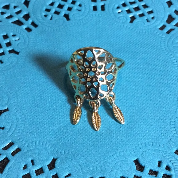 Jewelry - ‼️must bundle ‼️Dream Catcher Ring